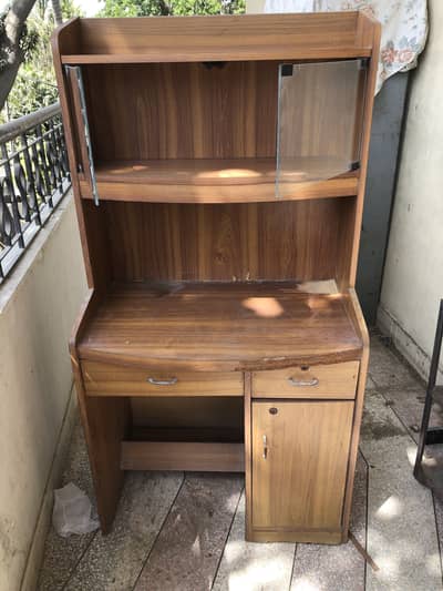 DESK FOR SELL CAN USE FOR STUDY DECORATION ETC