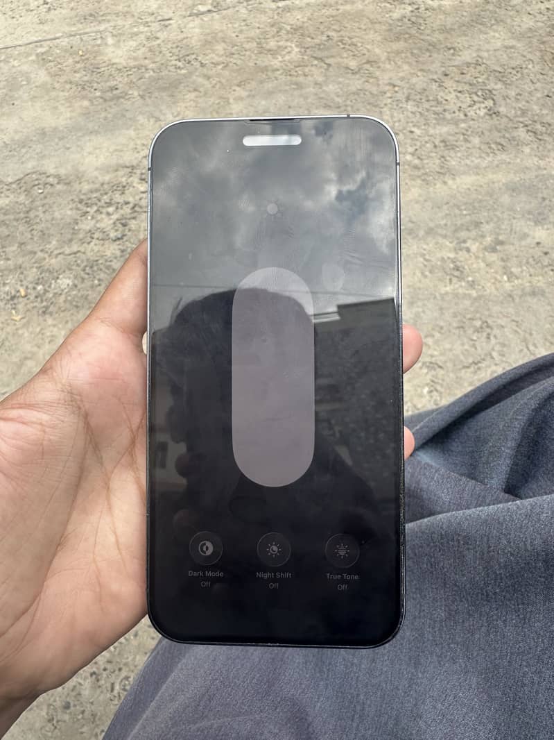 Apple iPhone 14 Pro Max 4