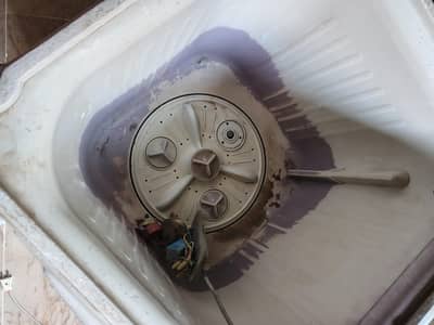family size Washing Machine - Brand: Asia