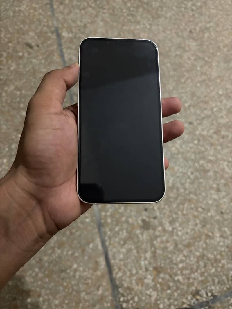Apple iPhone 14 1