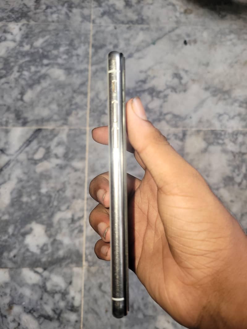 Apple iPhone X 1