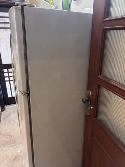 Dawlance fridge for sale