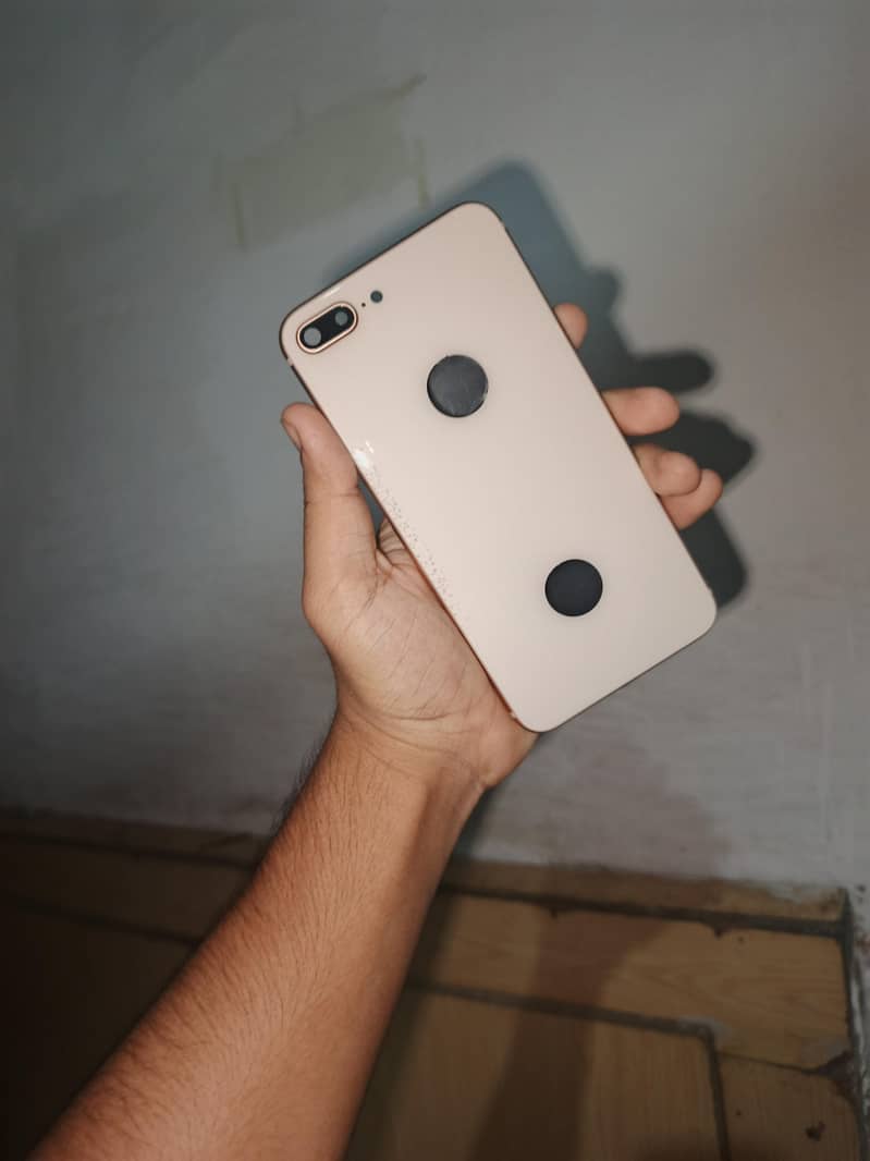 IPHONE 8 PLUS BACK CASING - GOLDEN 0