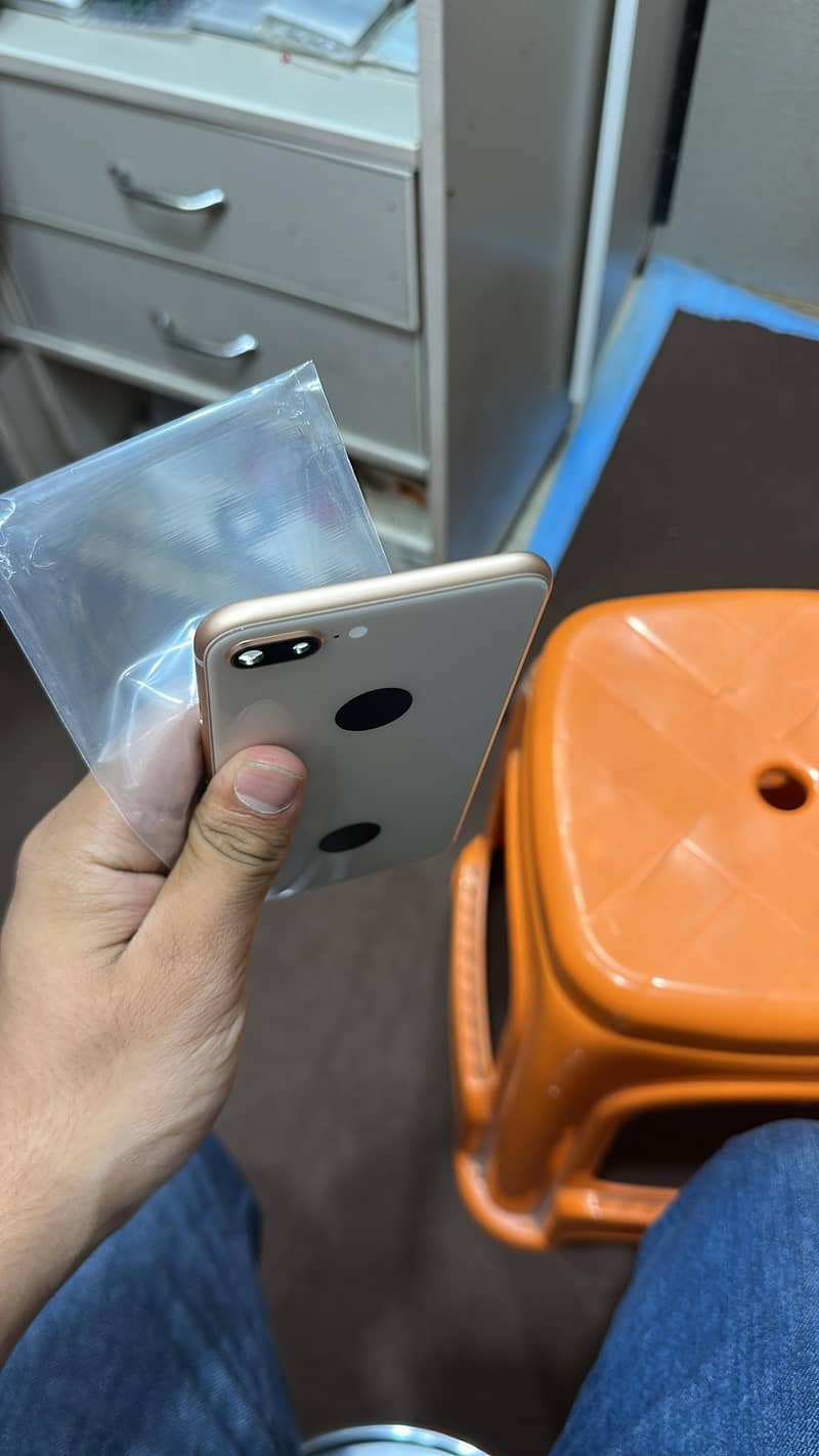 IPHONE 8 PLUS BACK CASING - GOLDEN 2
