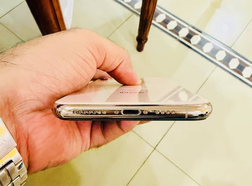 Iphone xs max 5