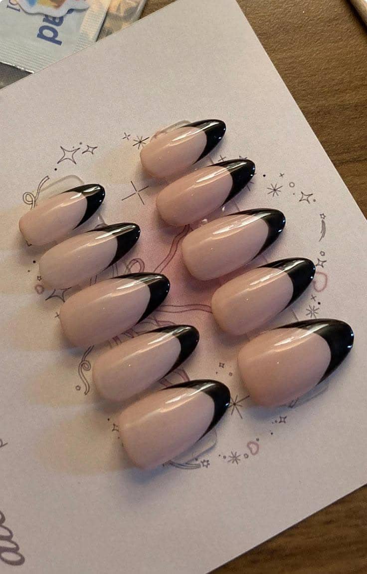 Trendy Press On Nails – Customized Designs for Girls 3