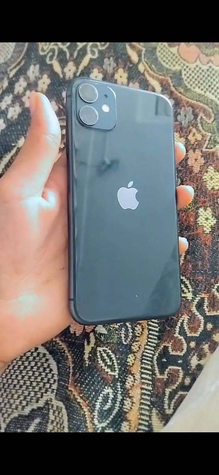 Apple iPhone 11 0