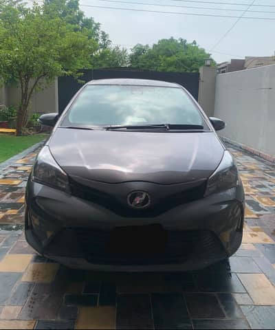 Toyota Vitz 2016
