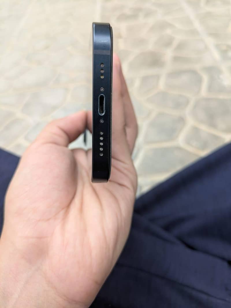 Apple iPhone 13 1