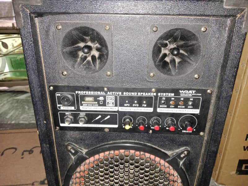 speakers 1