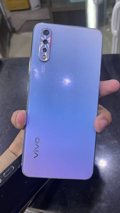 Vivo S1