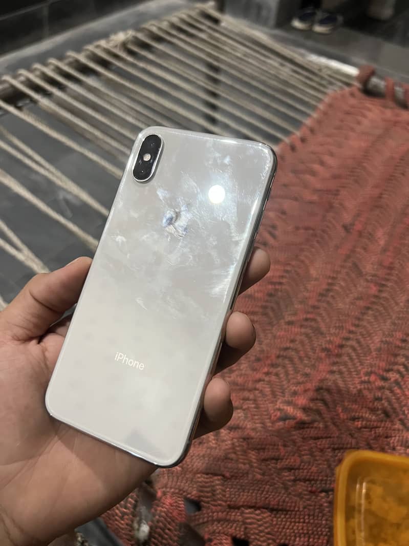 Apple iPhone X 2