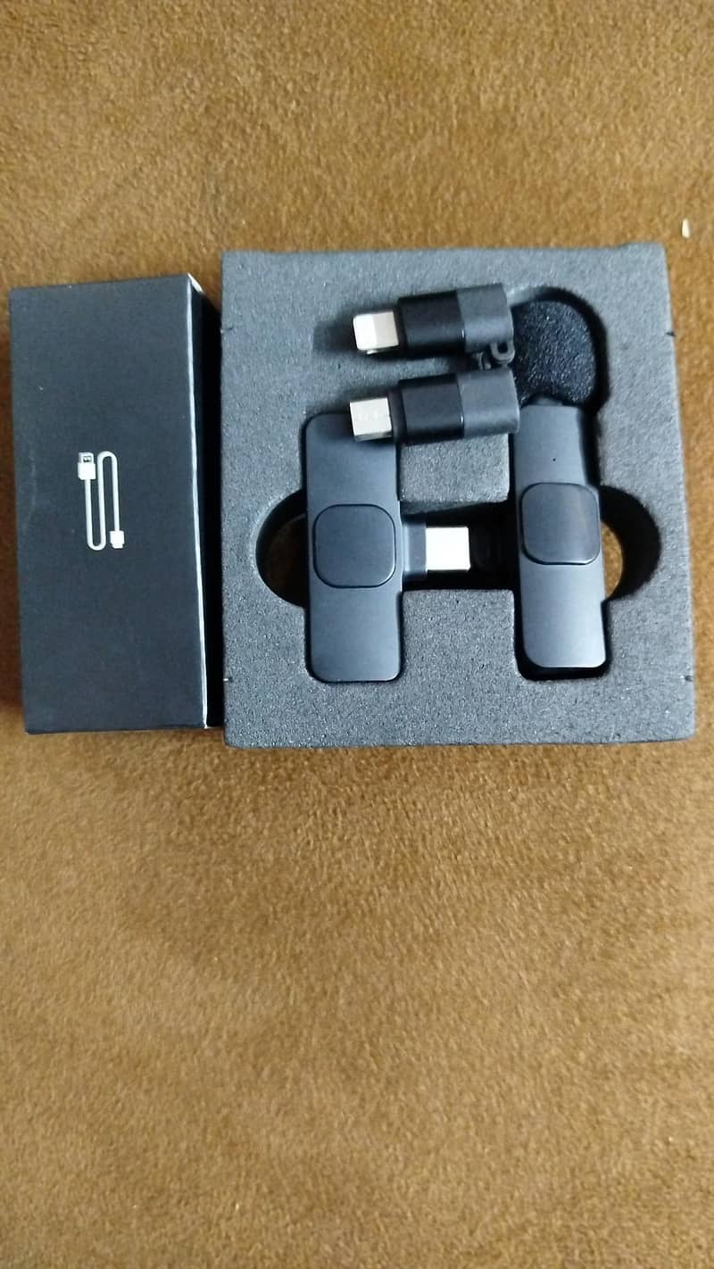 microphone 0