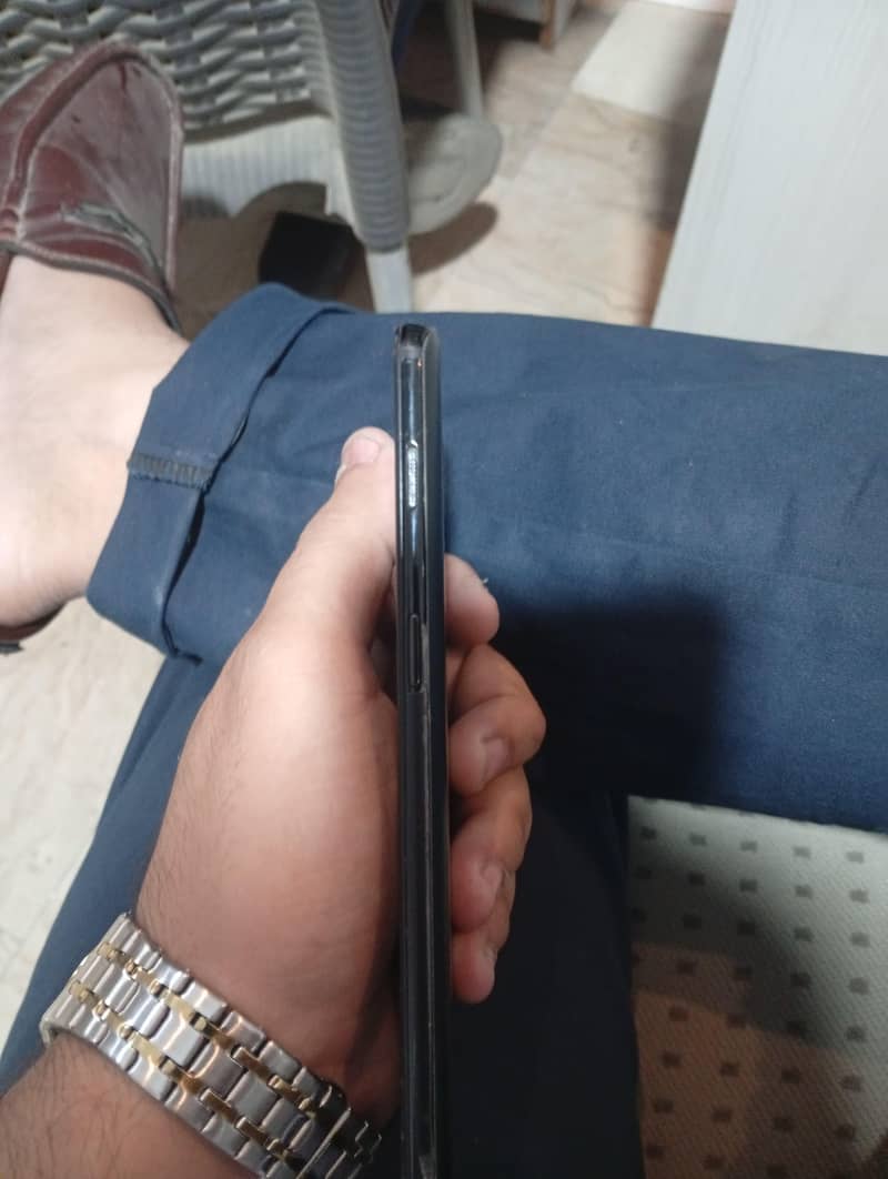 One Plus 6T 5