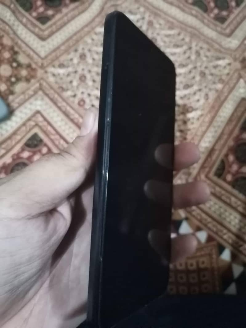 Realme Note 11 4