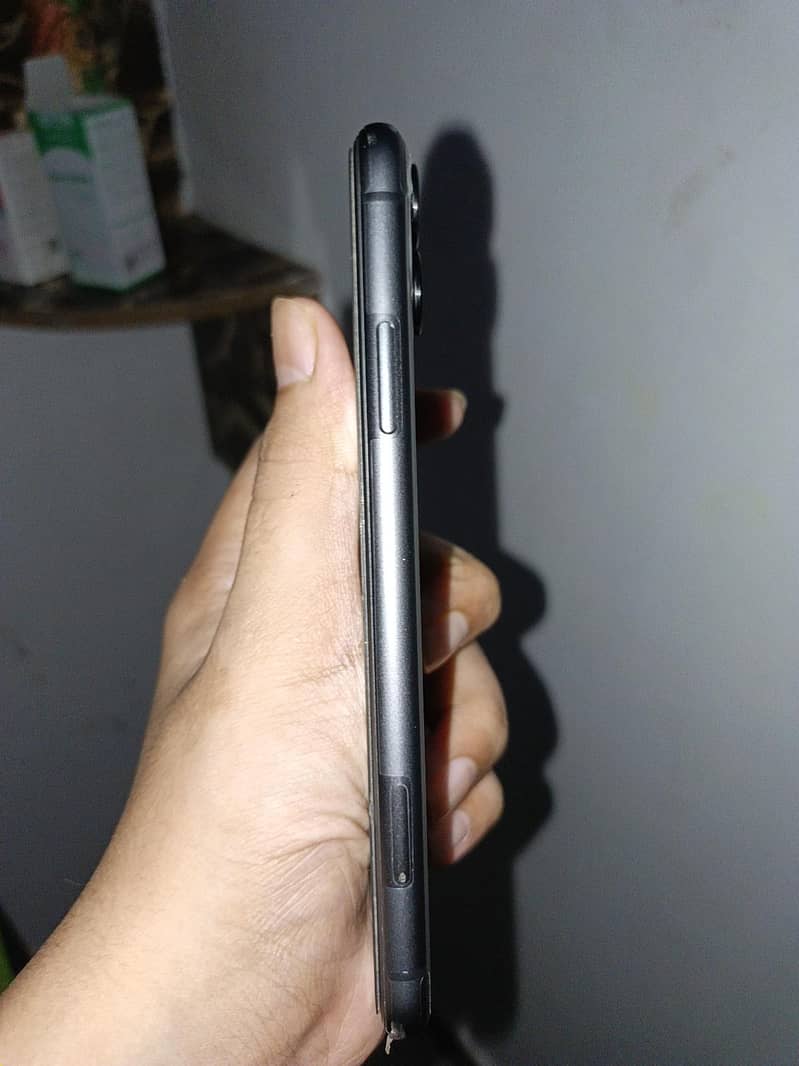 Apple iPhone 11 2