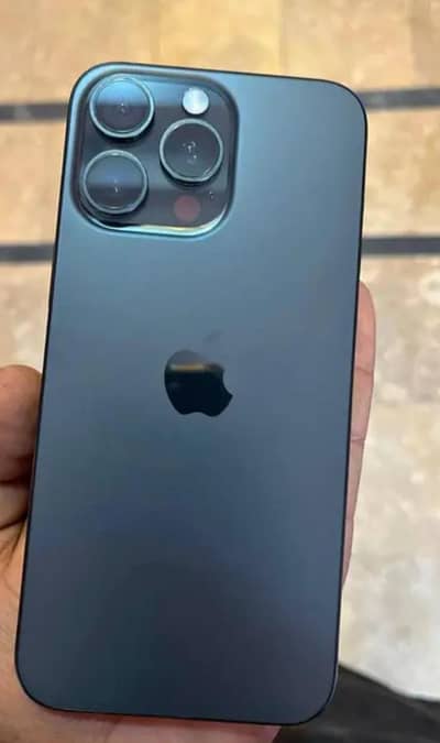 Apple iPhone 15 Pro Max jv with box 256gb