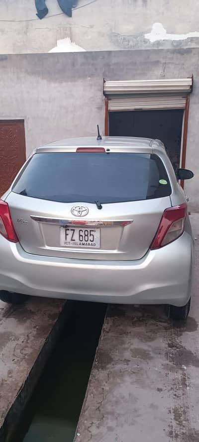 Toyota Vitz 2016