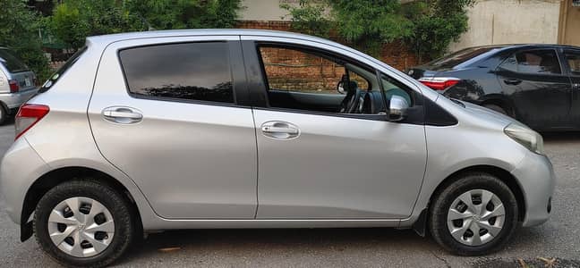 Toyota Vitz 2013