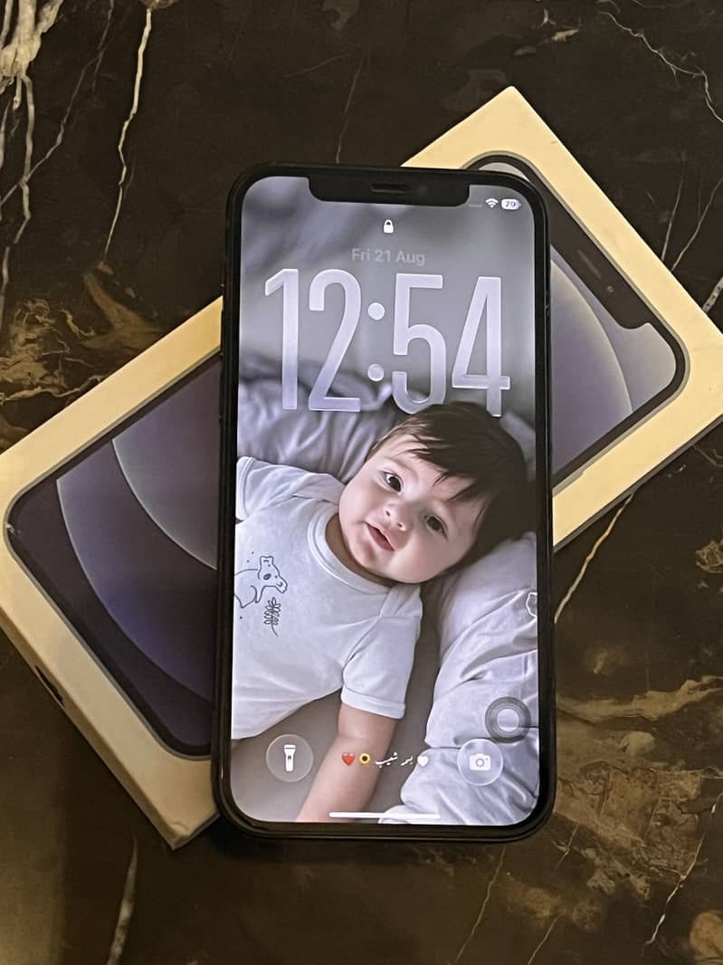 Apple iPhone 12 0