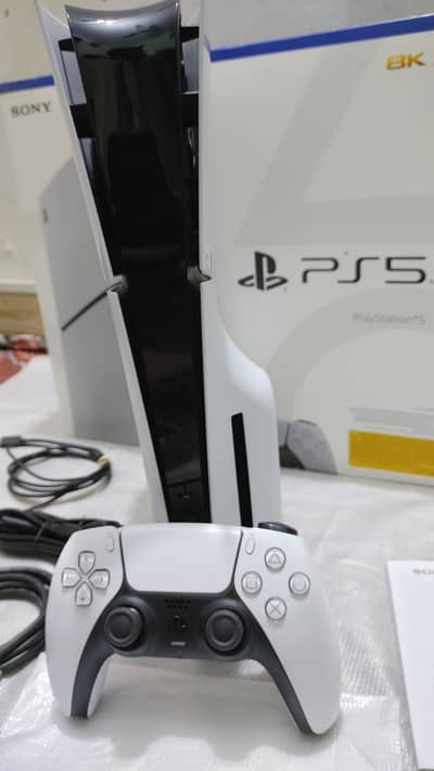 PS5 slim disc edition 1tb brand new 18 game sath for sale