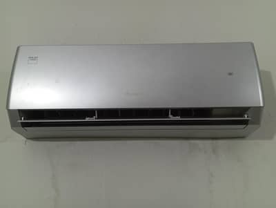 Gree 1 Ton Inverter
