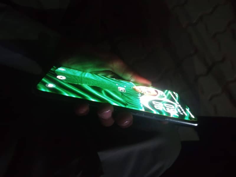 Tecno CAMON 40 Pro 6