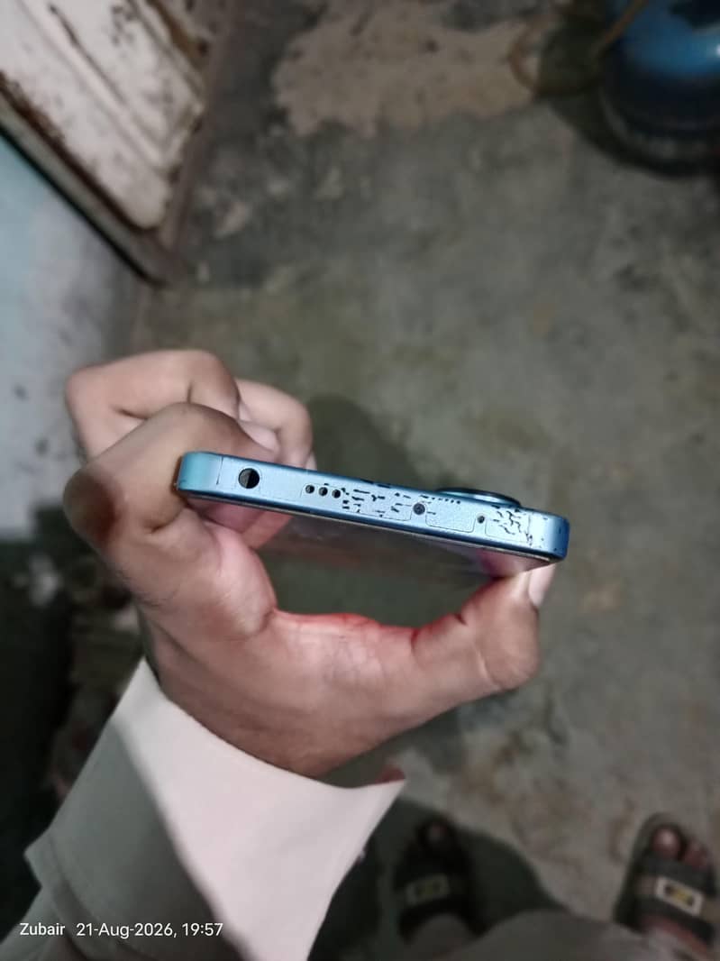 Xiaomi Redmi Note 13 4