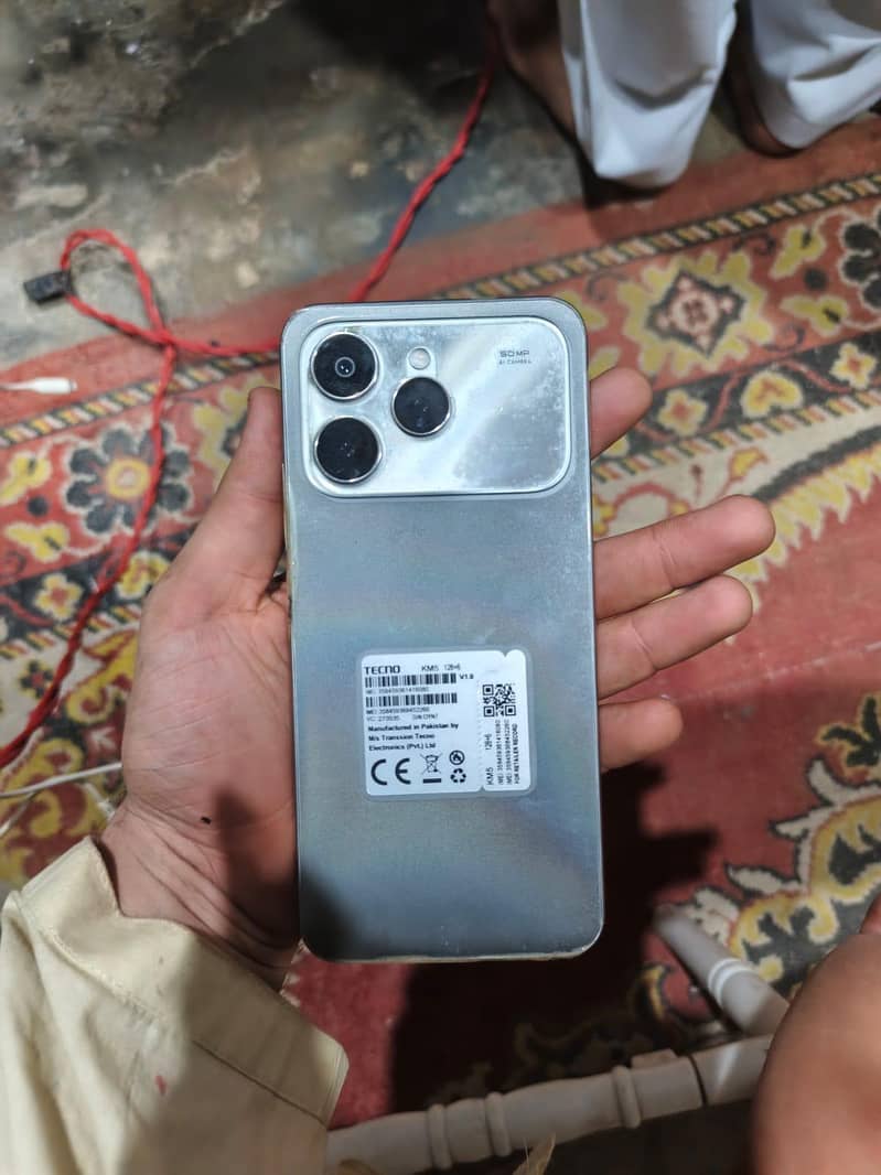 Tecno Spark 40 0