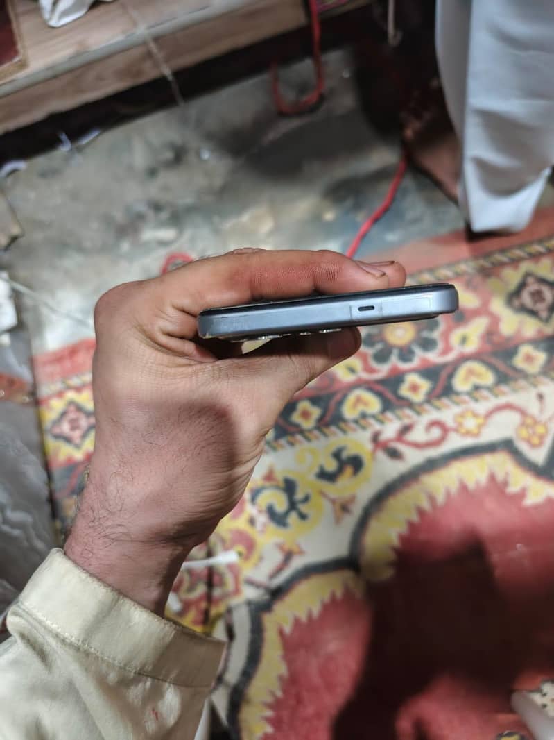 Tecno Spark 40 5