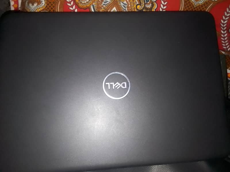 Laptop 0