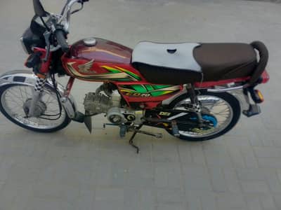 Honda CD 70 2021/2022 for sale 98000 Rs. DARI SANGI  RYK  0301-1038422