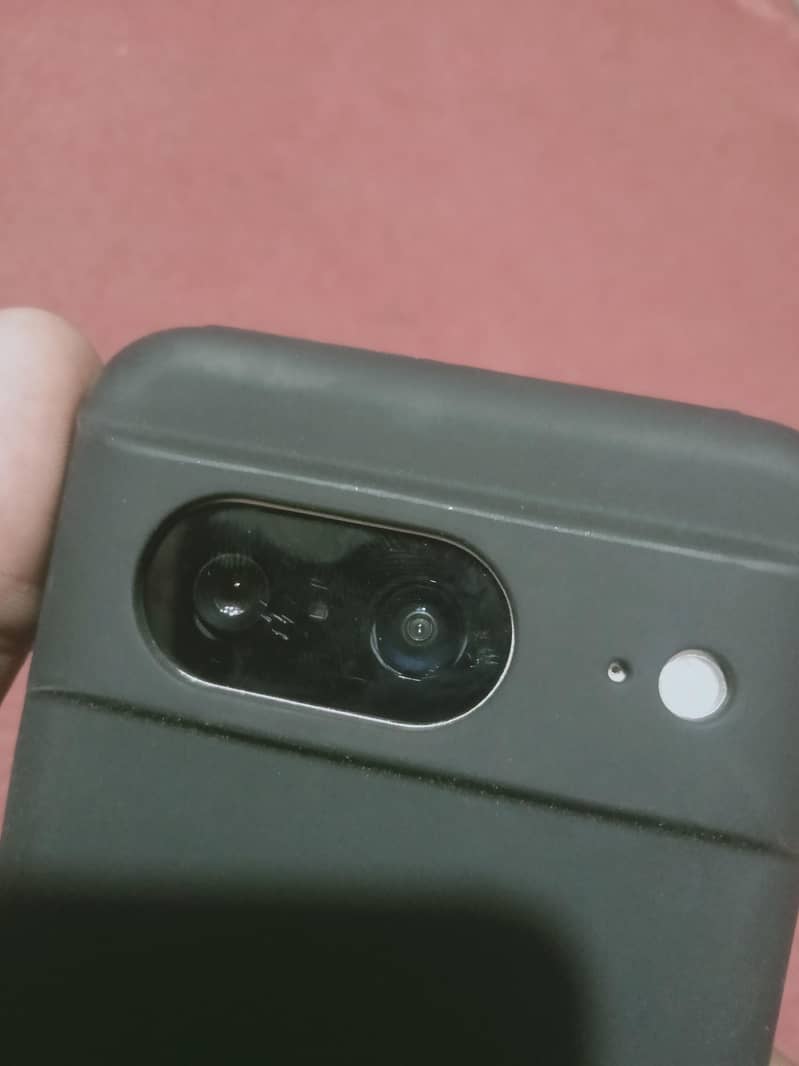 Google Pixel 8 1