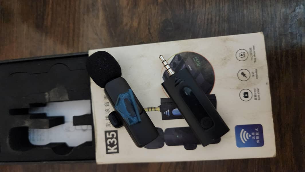 Micro Bluetooth Mic and USB 0