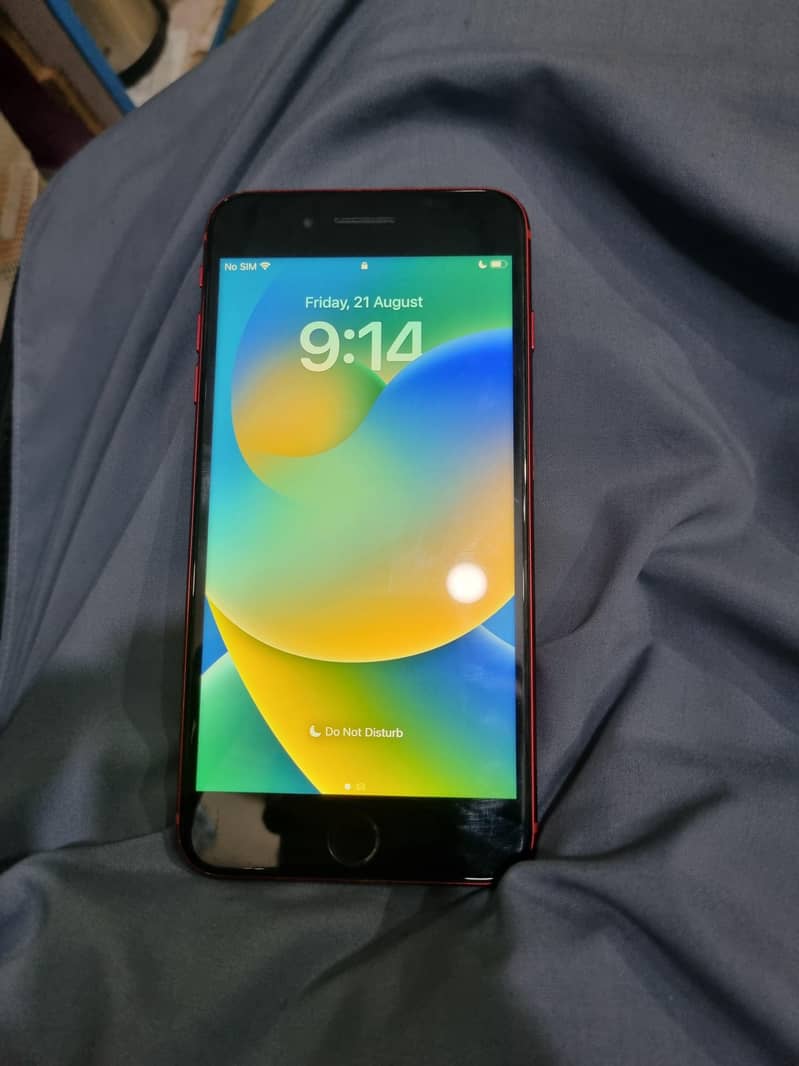 Apple iPhone 8 Plus 1