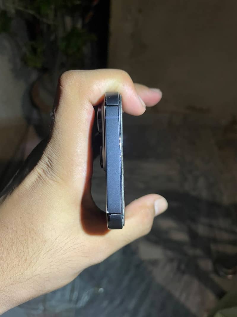 Apple iPhone 14 Pro 3