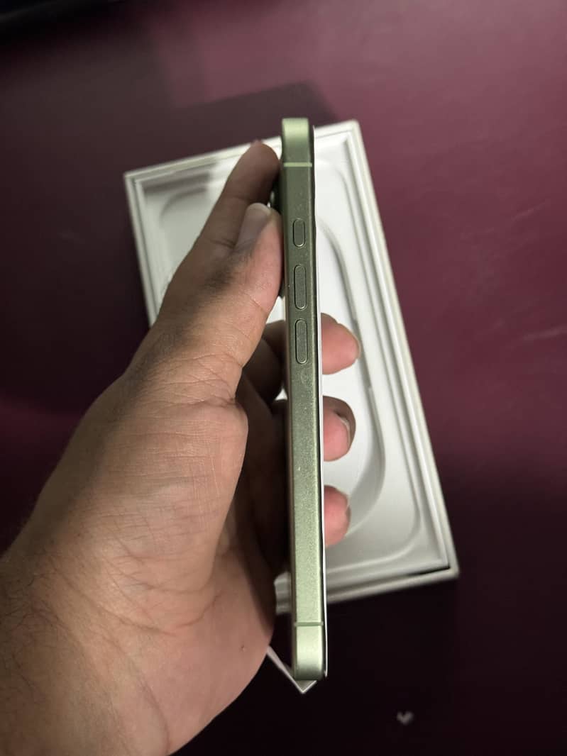 Apple iPhone 17 3