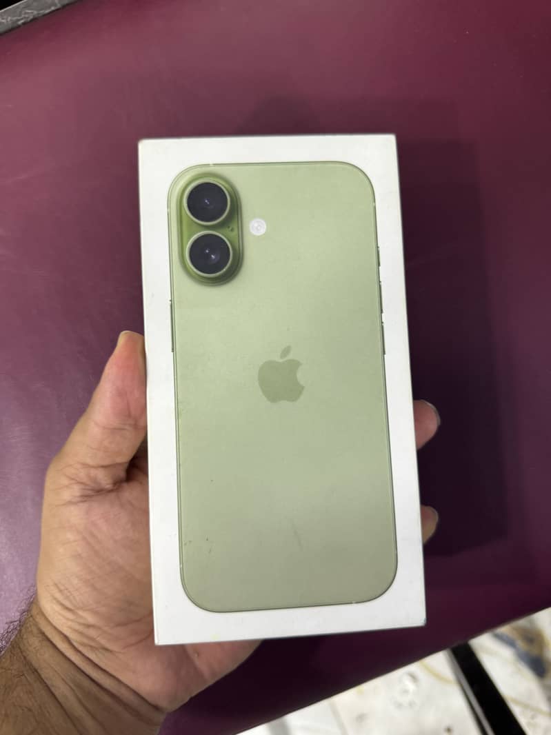 Apple iPhone 17 4