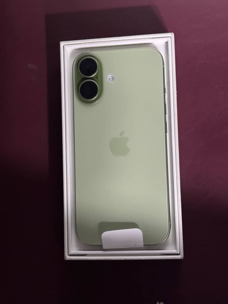 Apple iPhone 17 6