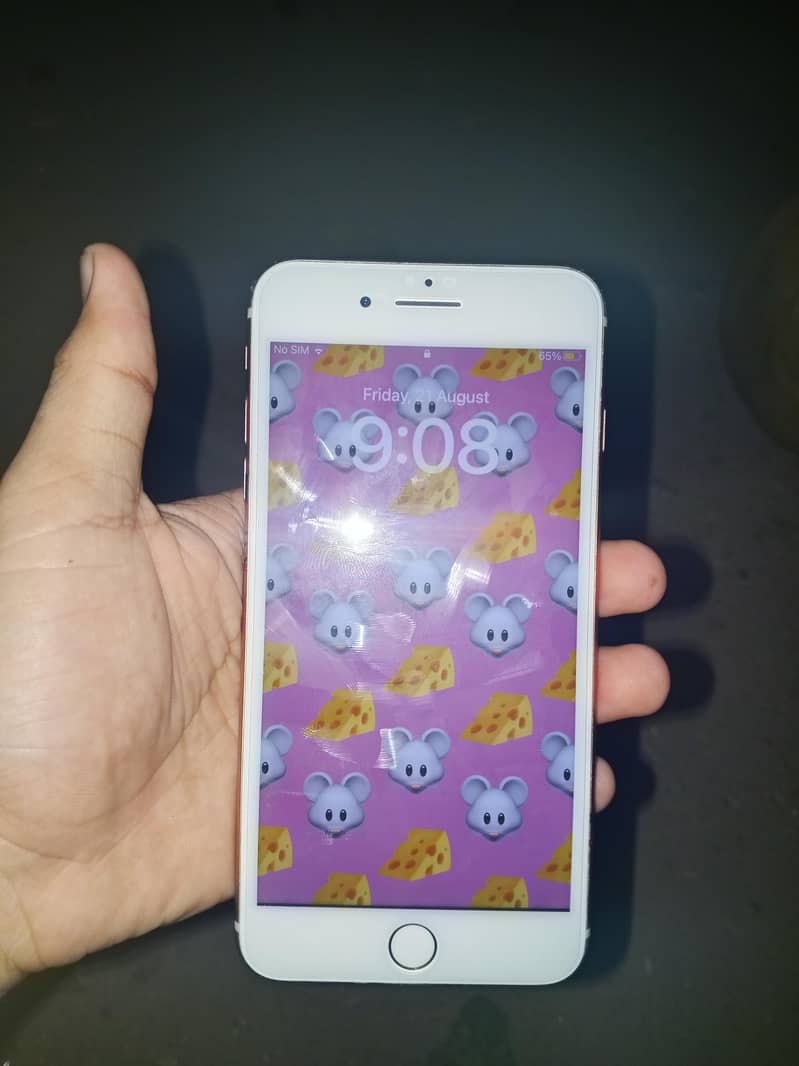 Apple iPhone 8 Plus 1