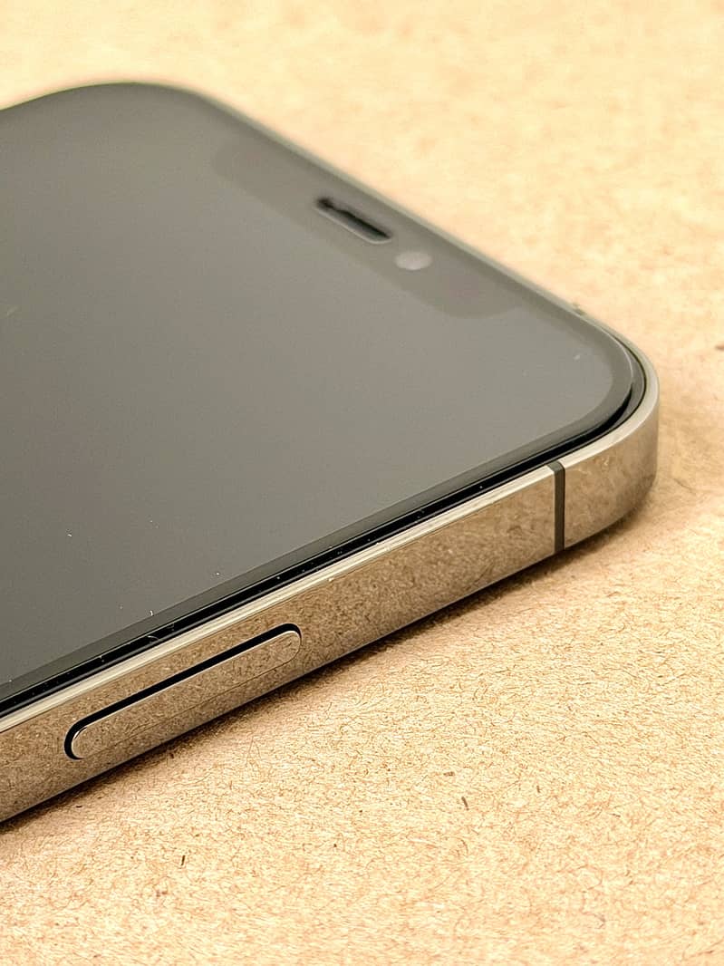 Apple iPhone 12 Pro 1