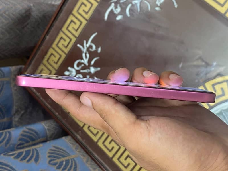 OPPO A6 Max 4