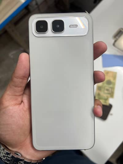 Infinix smart 10 plus 4gb+ 4gb, 128gb 10/10 condition box charger