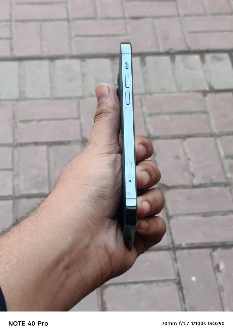 Apple iPhone 12 Pro 2