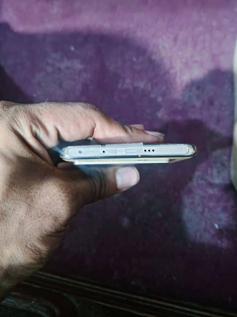 Infinix Note 40 Pro 3