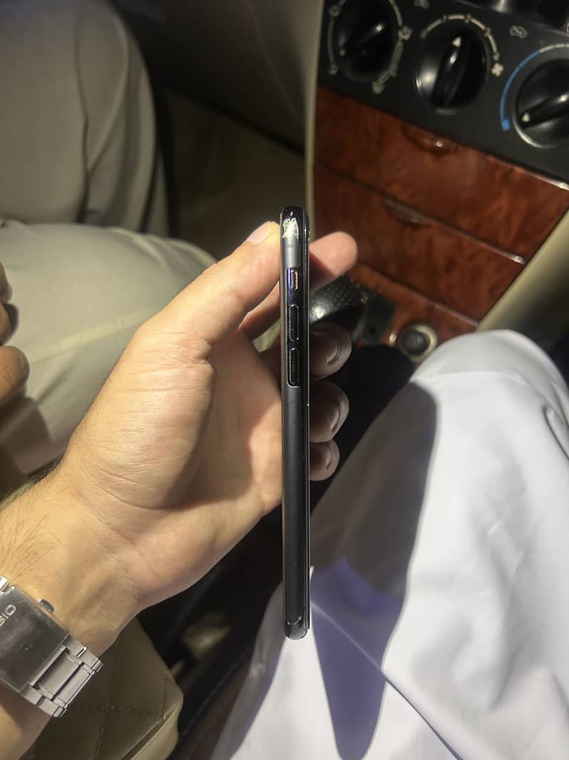 Apple iPhone 11 Pro 5
