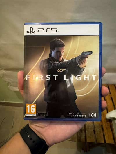 007 FIRST LIGHT (PS5)