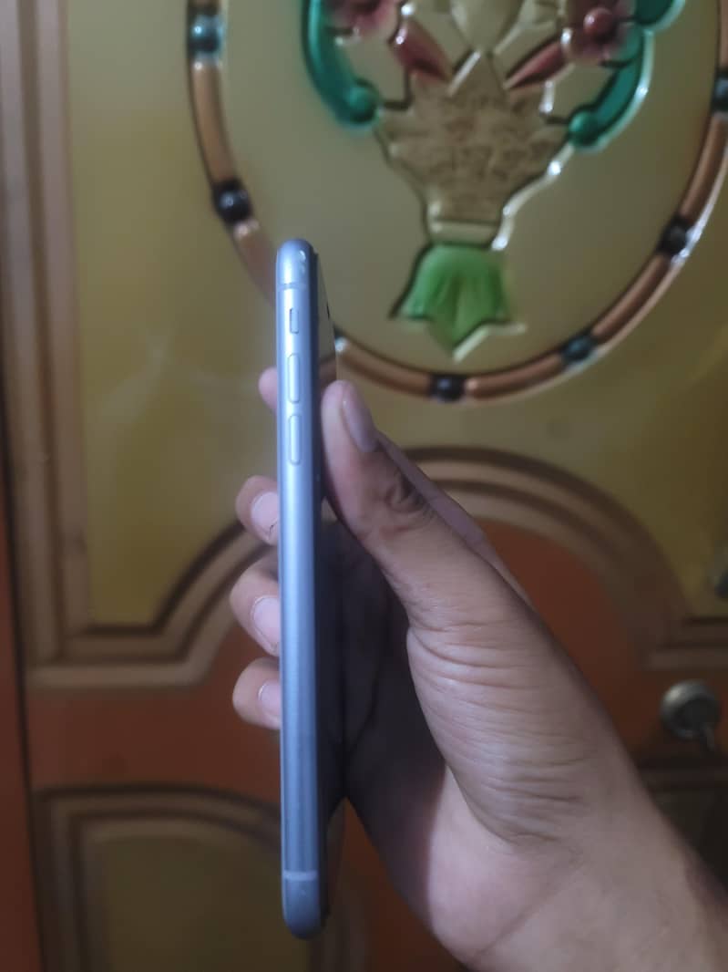 Apple iPhone 11 2
