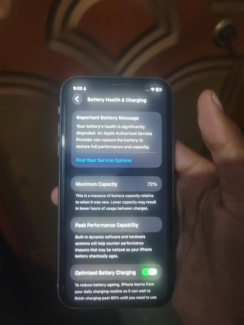 Apple iPhone 11 4