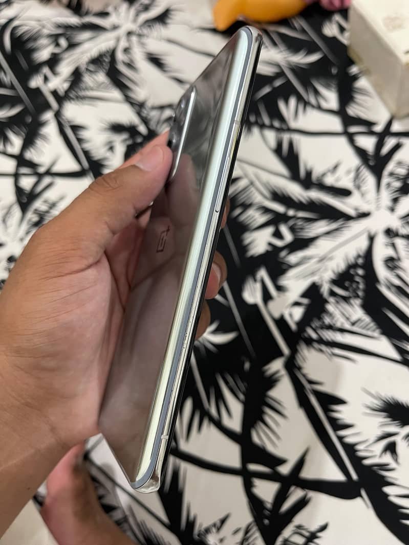 One Plus 9 Pro 3